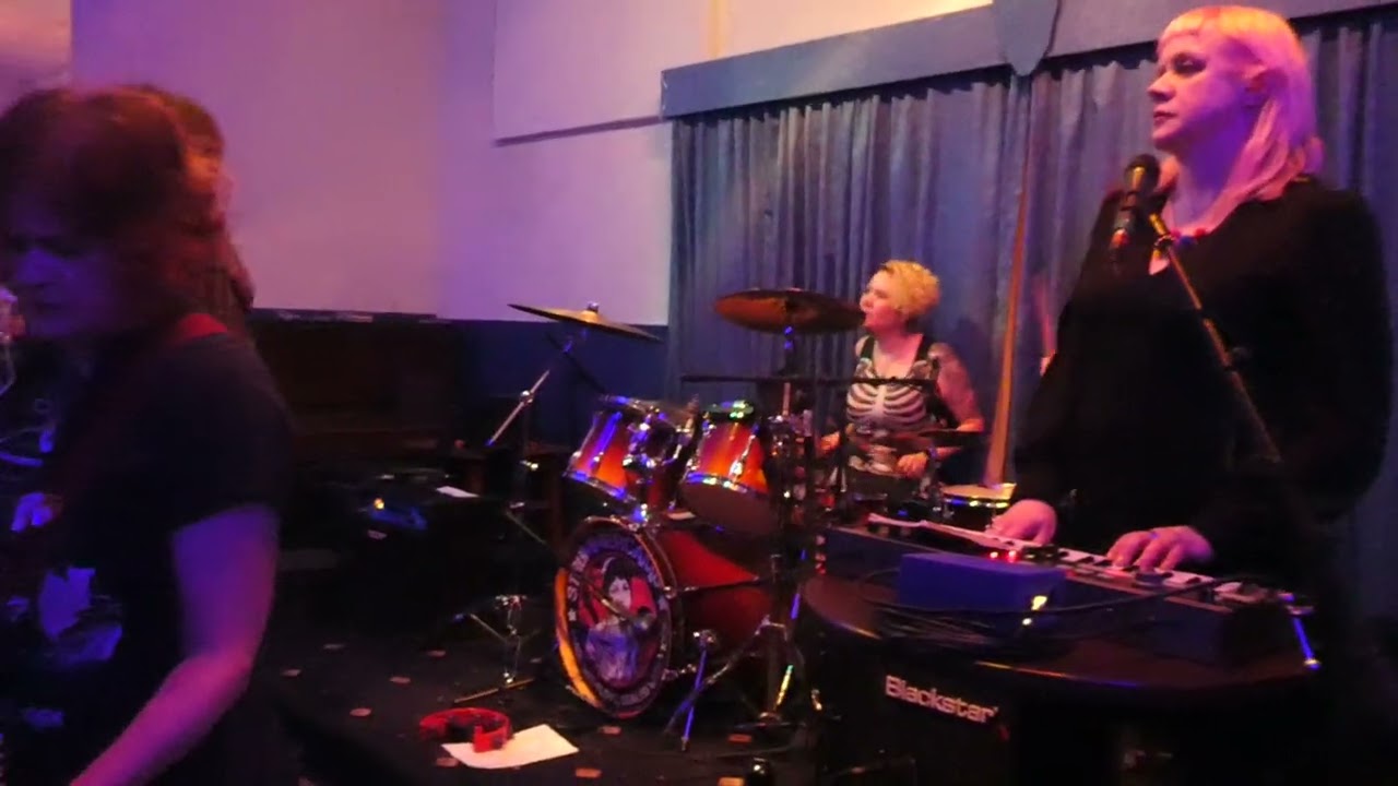 The Fallen Women + Stephen Bray-wood - Totally Wired - Carlton Club, Prestwich, 24/1/26