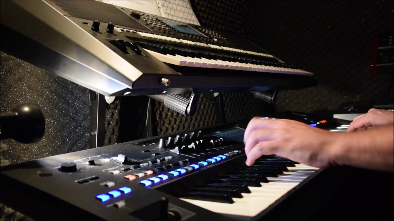 MAGIC MOMENTS (PERRY COMO) - YAMAHA GENOS