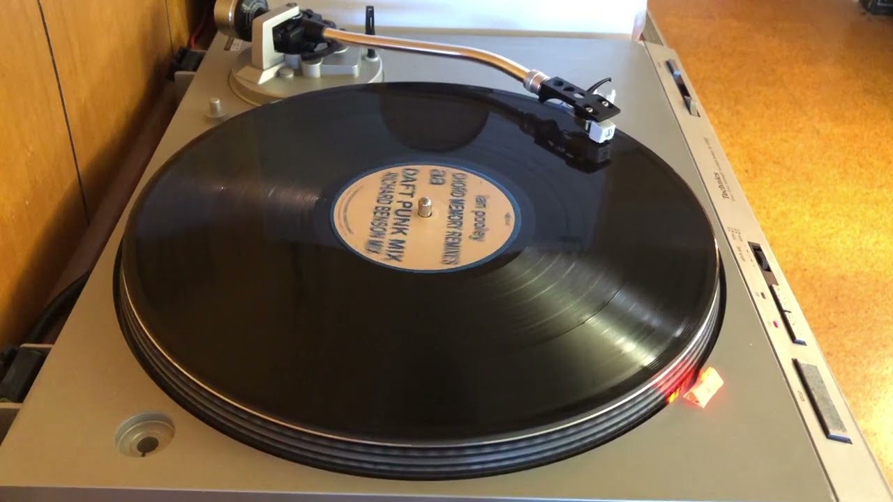 Ian Pooley- Chord Memory (Daft Punk Mix) (1996)