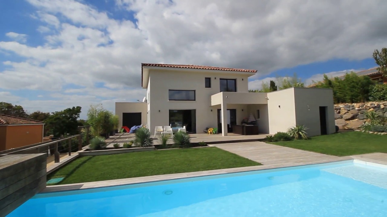Villa contemporaine à 30 min de Montpellier   Pièce de vie + extèrieur