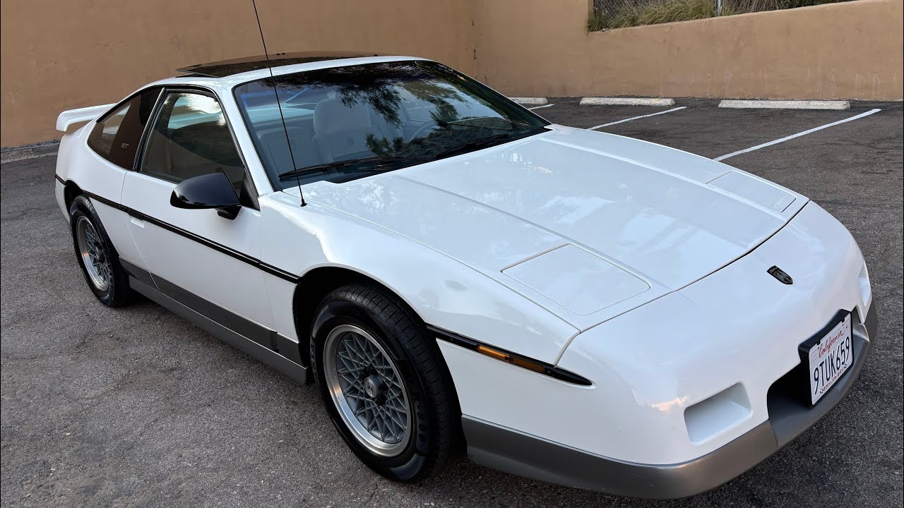 1986 Pontiac Fiero GT 20k miles! Walk around 