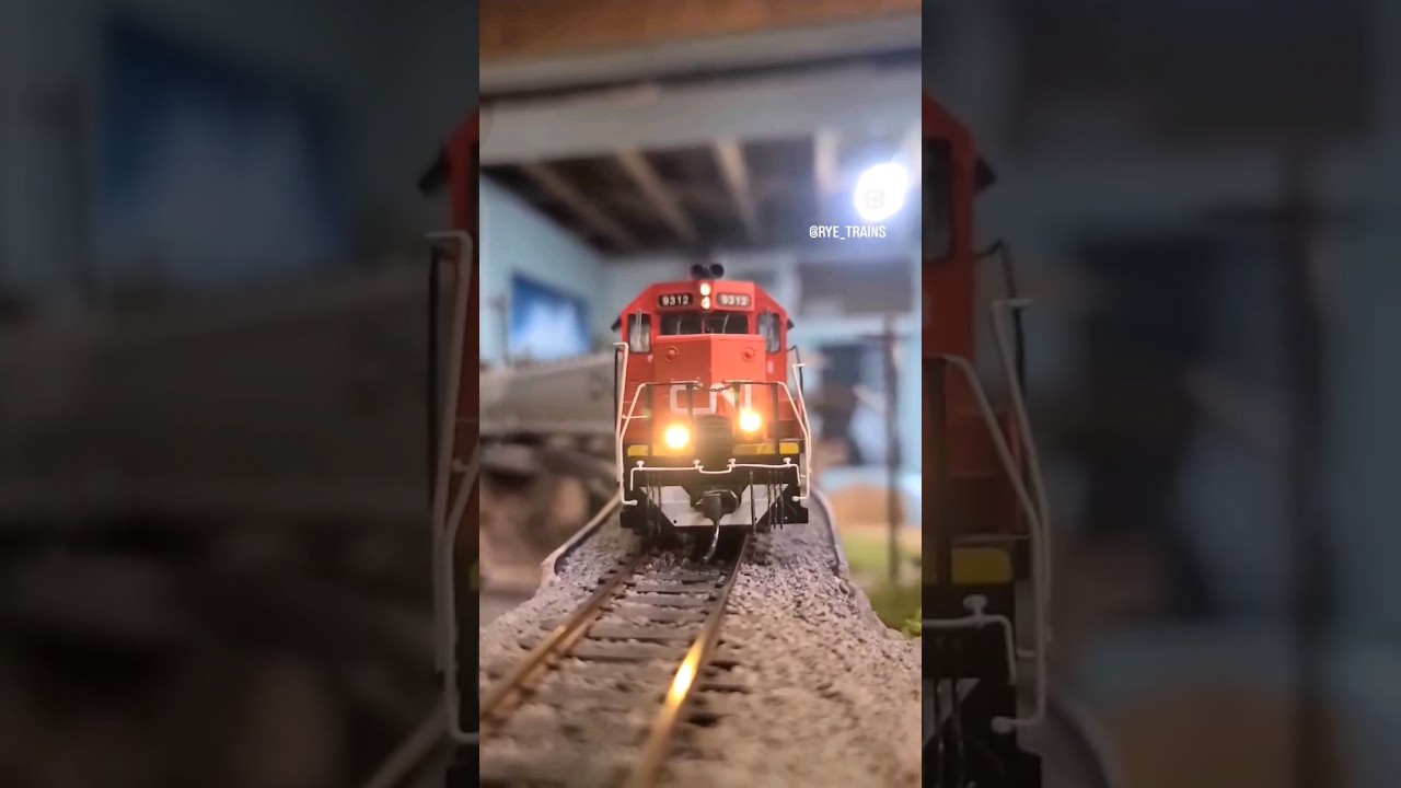 Atlas GP40 Sound on DC #train #modelrailroad #gp40