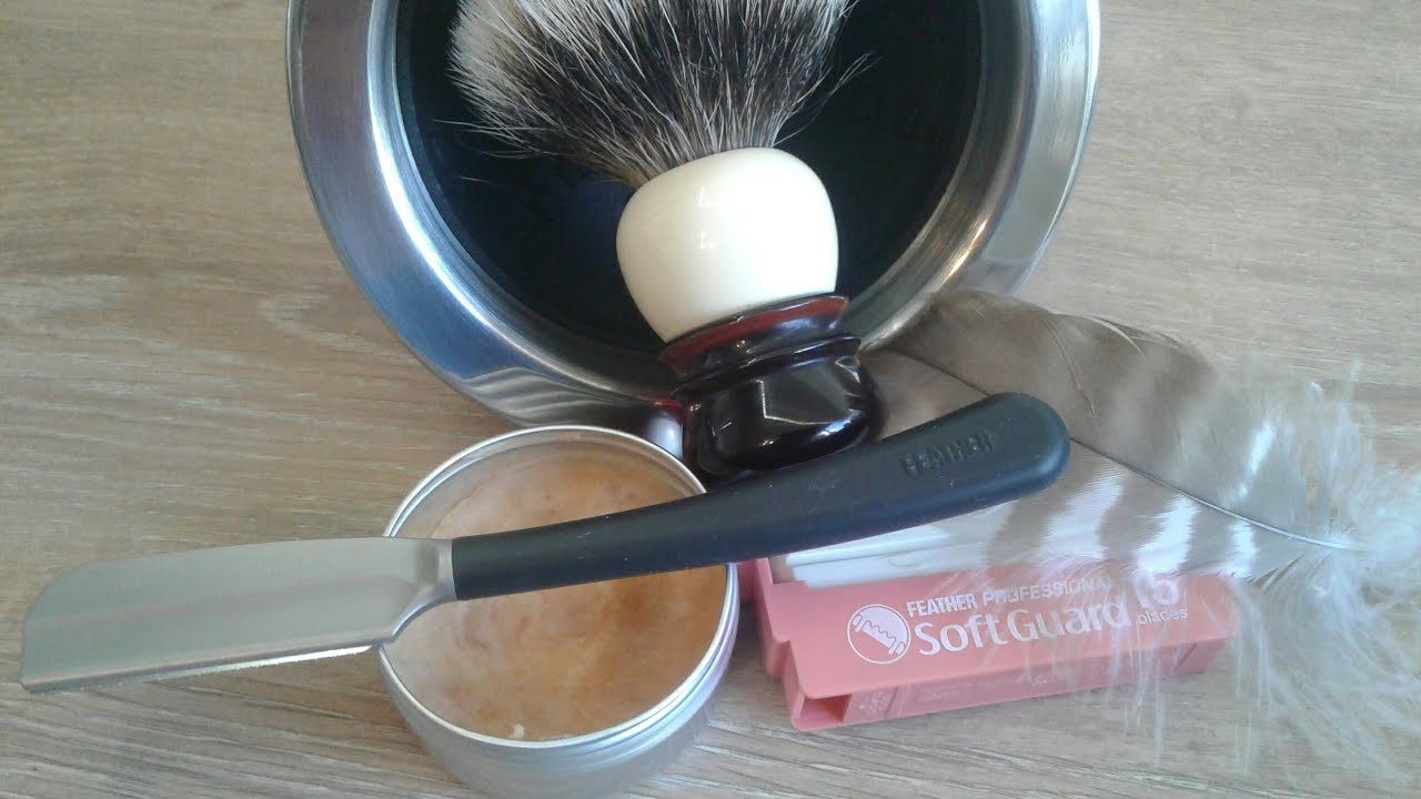 Shaving: A Feather Kamisora Straight Razor Shave and A Surprise Shaving Soap 👍