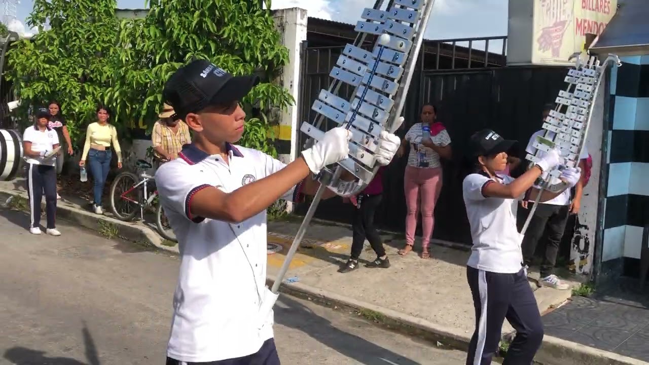 CARIÑITO - BANDA MARCIAL DEL COLEGIO CIME