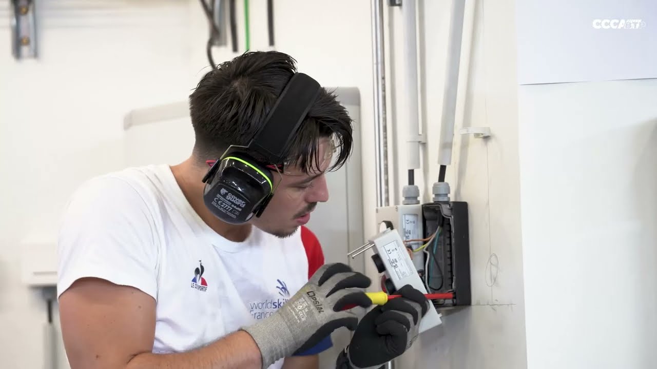 WorldSkills France 2024 - Gros plan sur l'installation électrique
