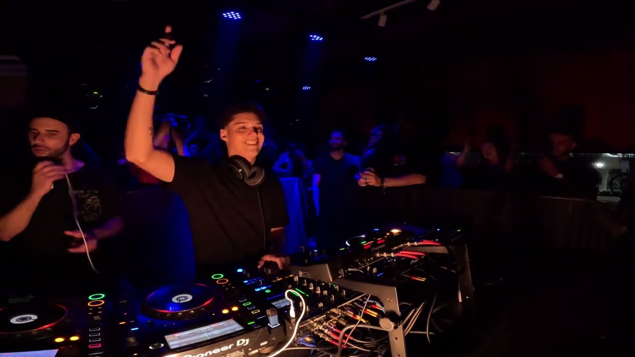 CHRIS ANDREW (BR) - @pulse_eletronic - Pato Branco - PR