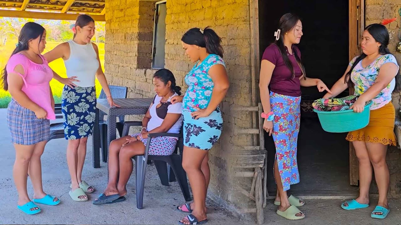 Critica a las hijas ajenas y su hija salió embarazada en la casa.