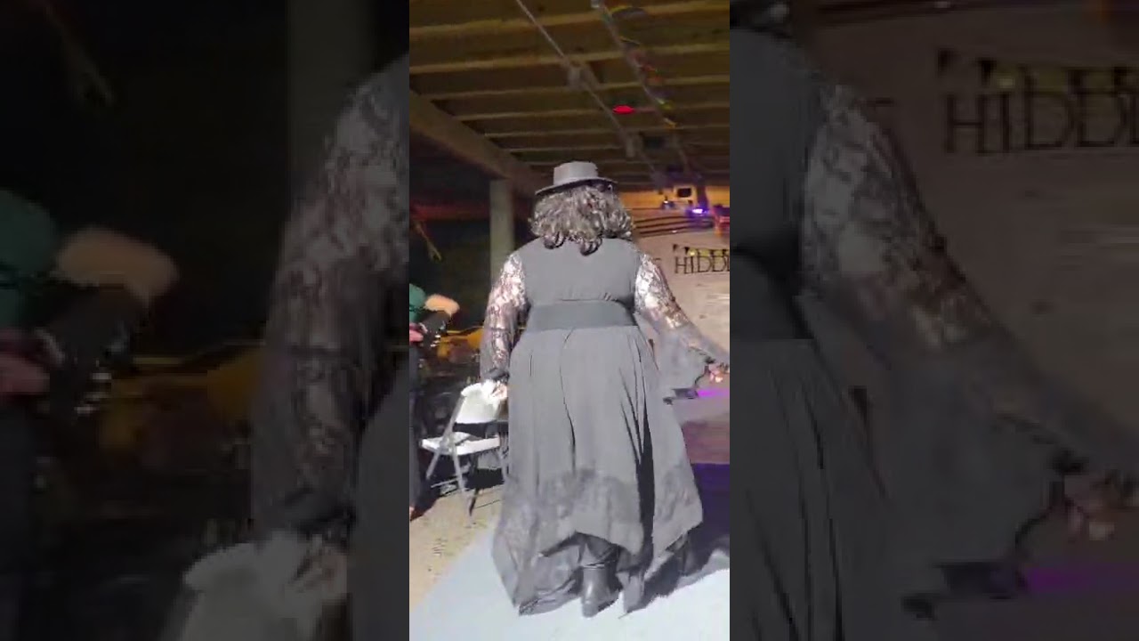 Me performing Fuck Being A princess by Esme rose on 3/11