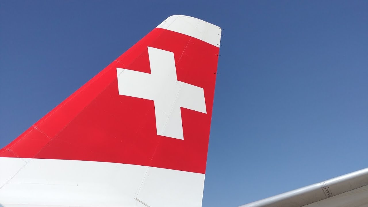 Annonce à l'aéroport de Genève: Avant l’embarquement du vol SWISS à destination de Marrakech, Maroc.
