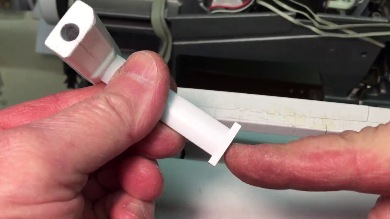 Carrying Handle Replacement How to on Bernina models 165 170 180 185 200 & 730