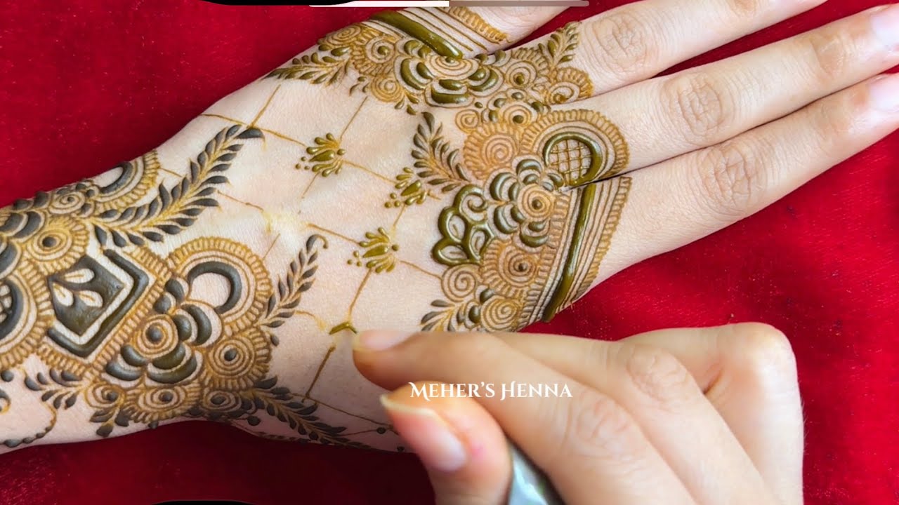 Pretty Elegant Eid Mehndi Design || Mehers Henna