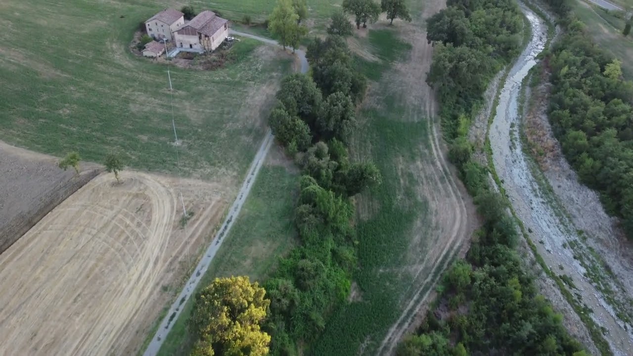 La via Vandelli. Tappa Modena-Torre Maina-Santuario di Puianello. Percorso escursionistico con Drone