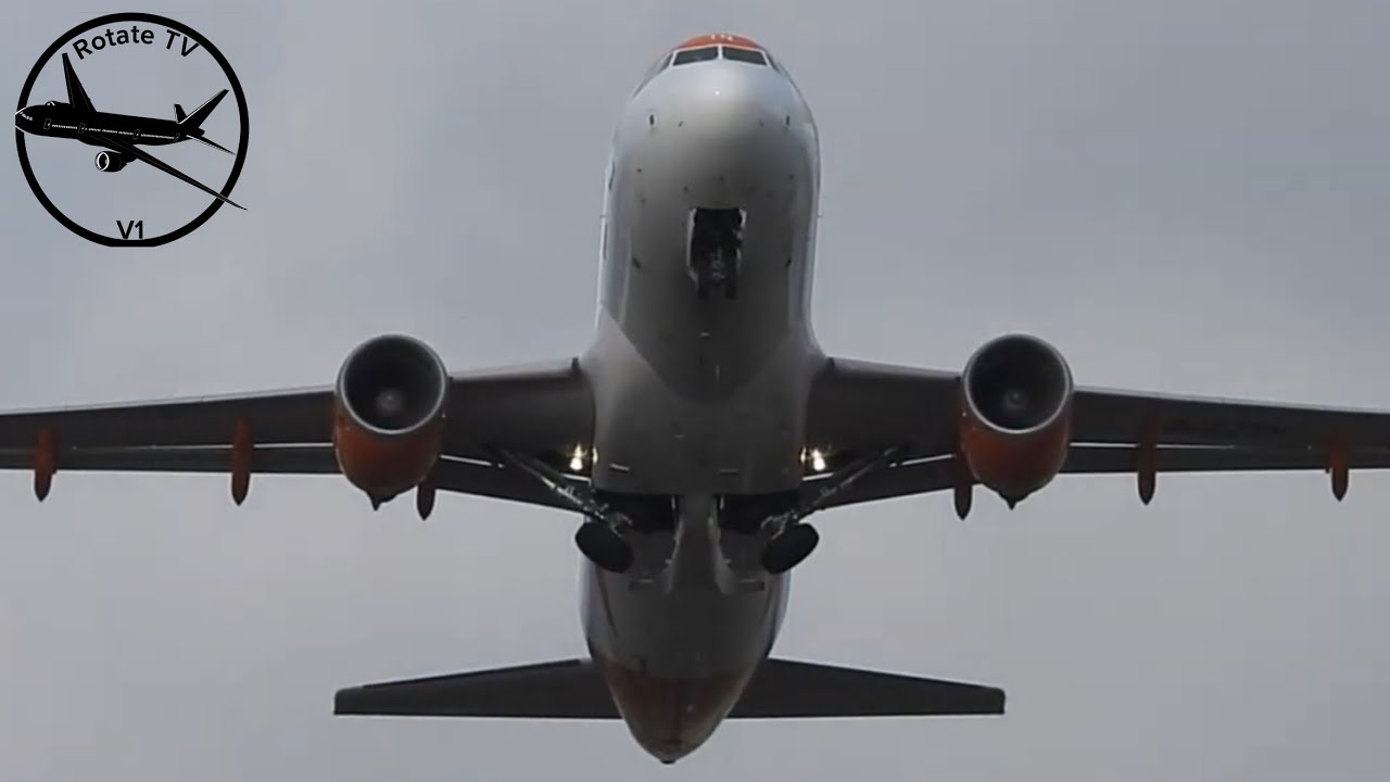 Planes on windy Afternoon at Birmingham Airport 24/01/2026
