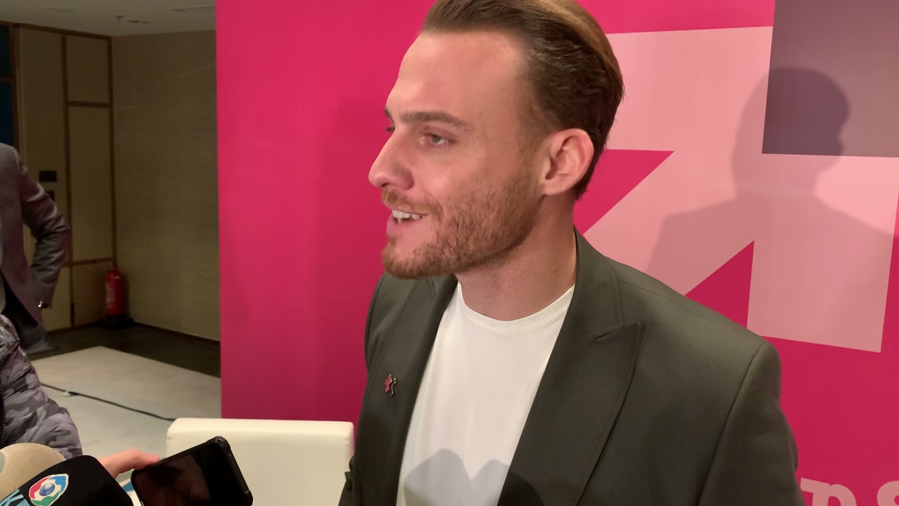 HeForShe hareketinin temsilcisi Kerem Bürsin'den İbrahim Tatlıses yorumu
