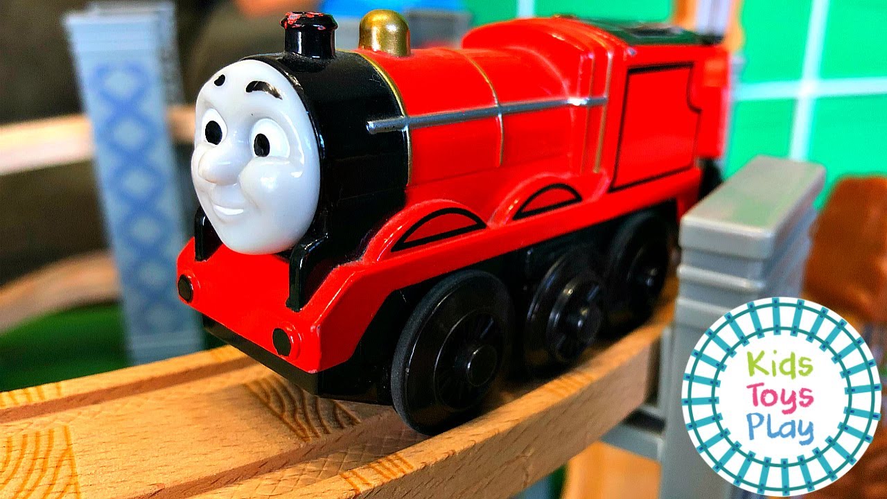 Huge Thomas and Friends Wooden Railway Track Build