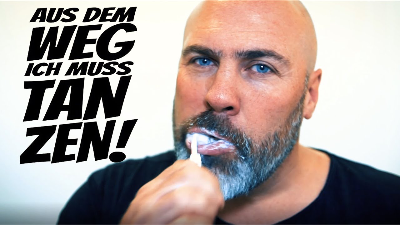 RAUSCHFLUT - Aus dem Weg, ich muss tanzen (offizielles Video)