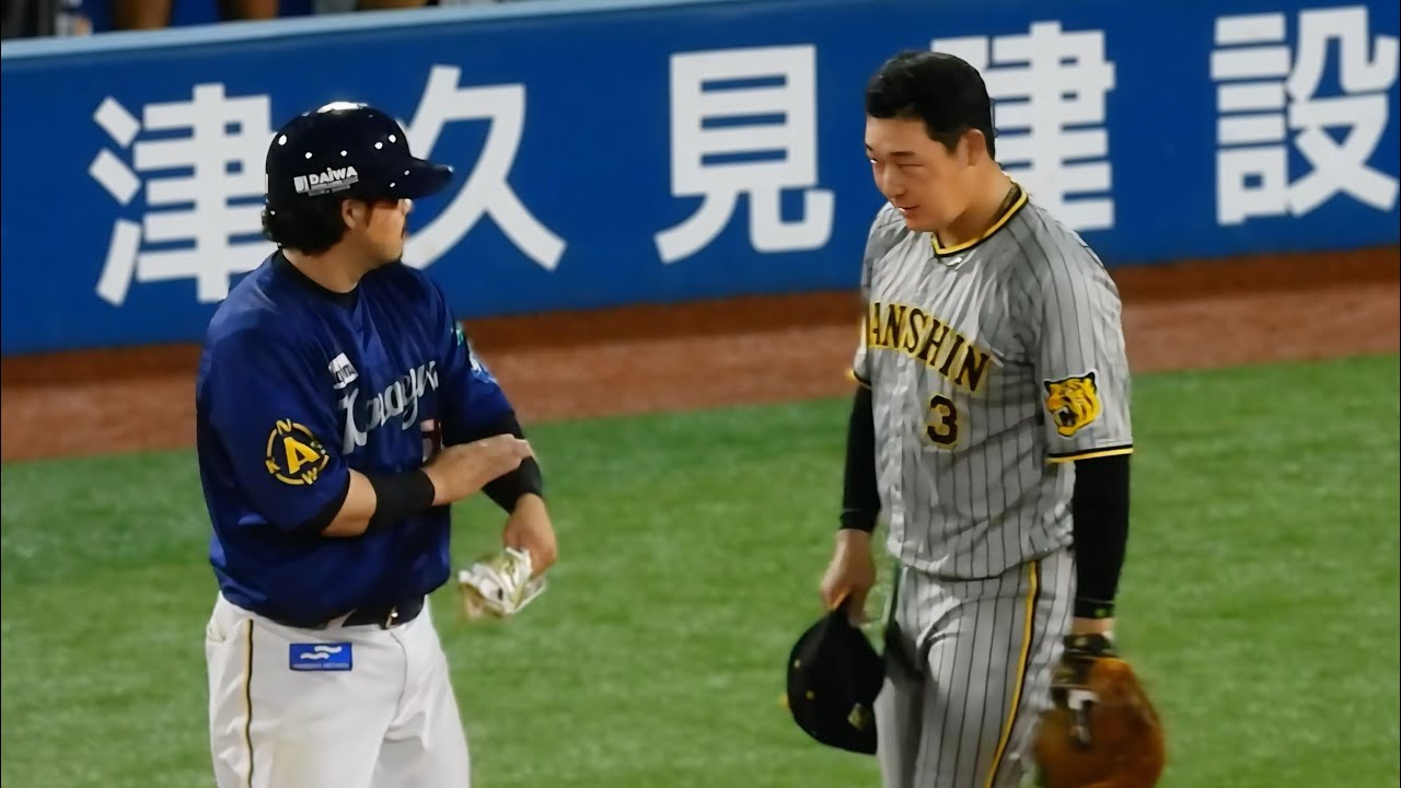 【宮崎さんごめんなさい】死球を当ててしまった宮崎に帽子をとって少し頭を下げて謝る大山悠輔 2024.8.3