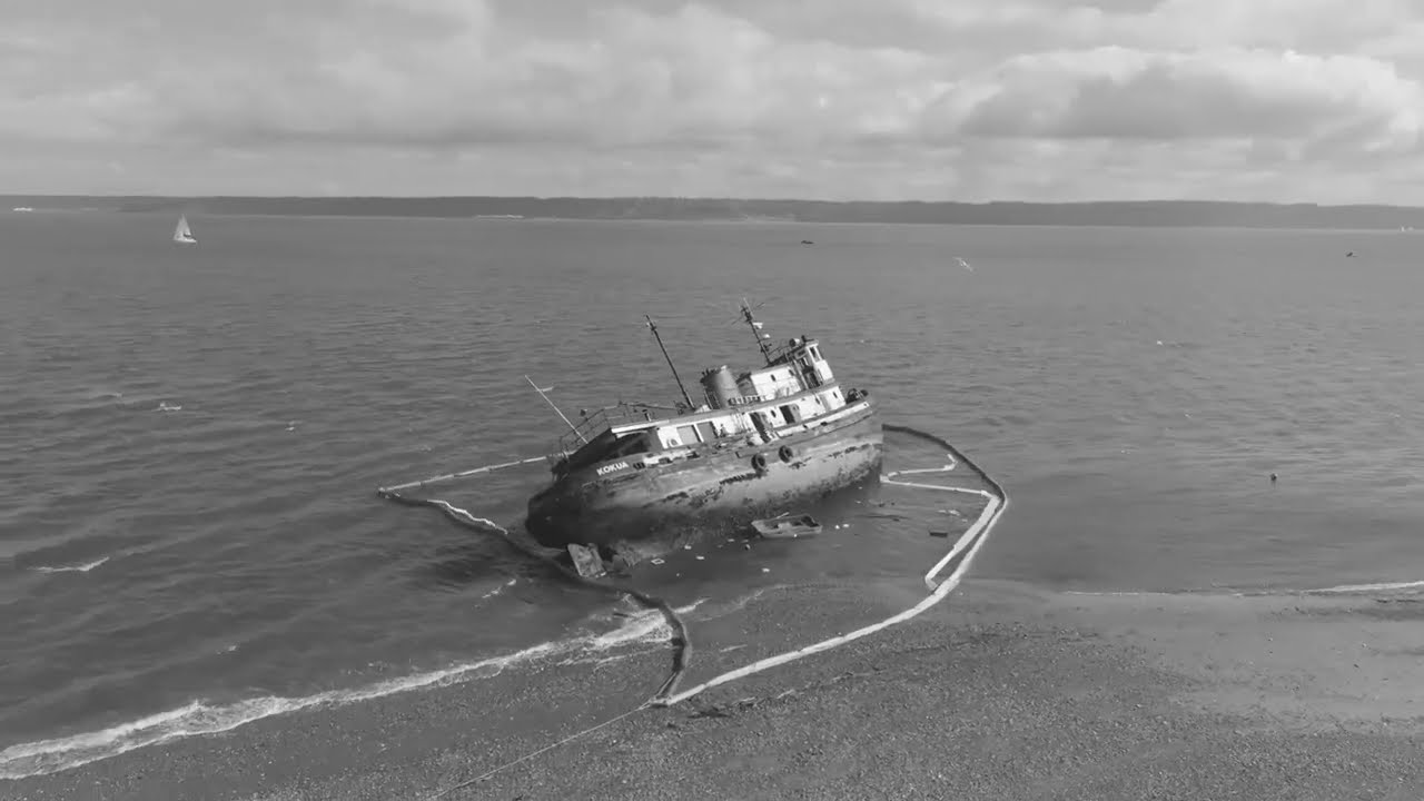 Dedication to the tug boat 