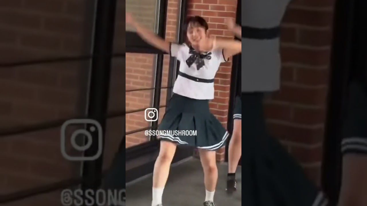 #kimsujung dancing to #supersonic by #fromis_9 &mdash; #sujung #김수정 #sopa #dancer #supersonic_challenge