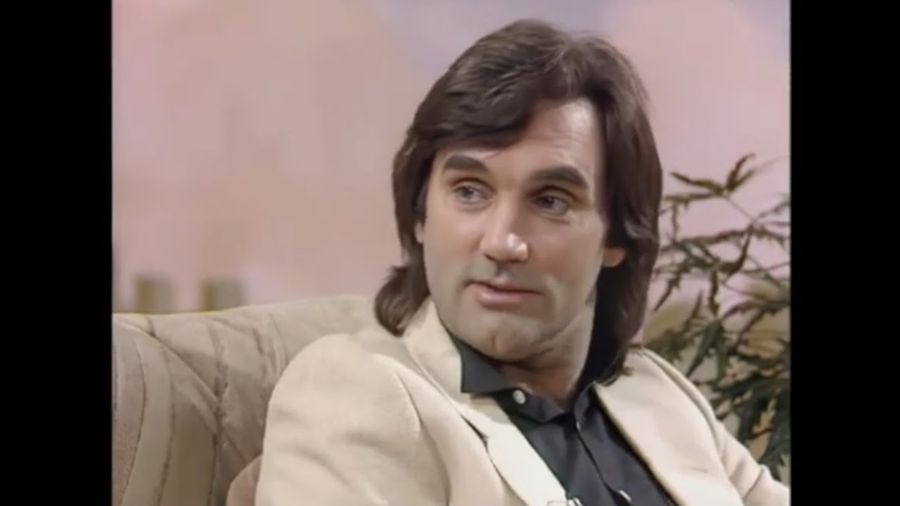 George Best - brilliant 26-min interview (1984)