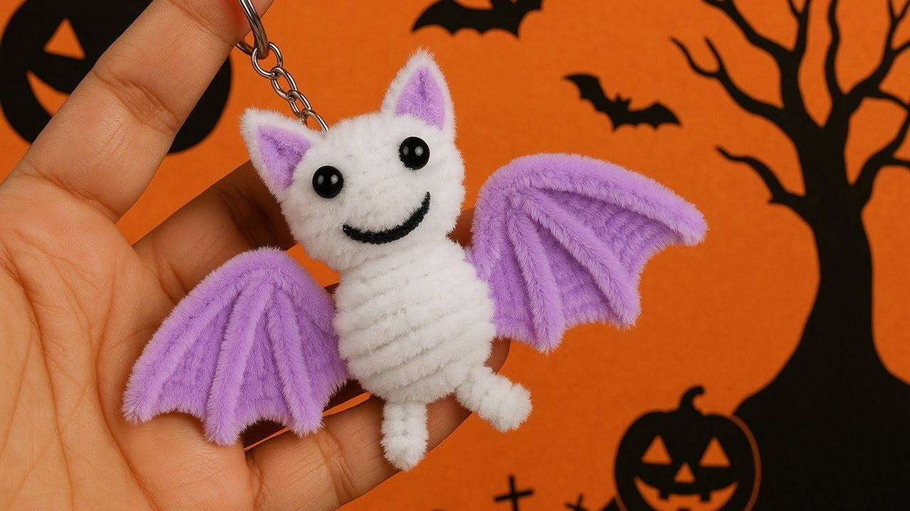 Basteln mit Pfeifenreinigern:  Süßer Fledermaus-Schlüsselanhänger aus Pfeifenputzern | DIY Geschenke