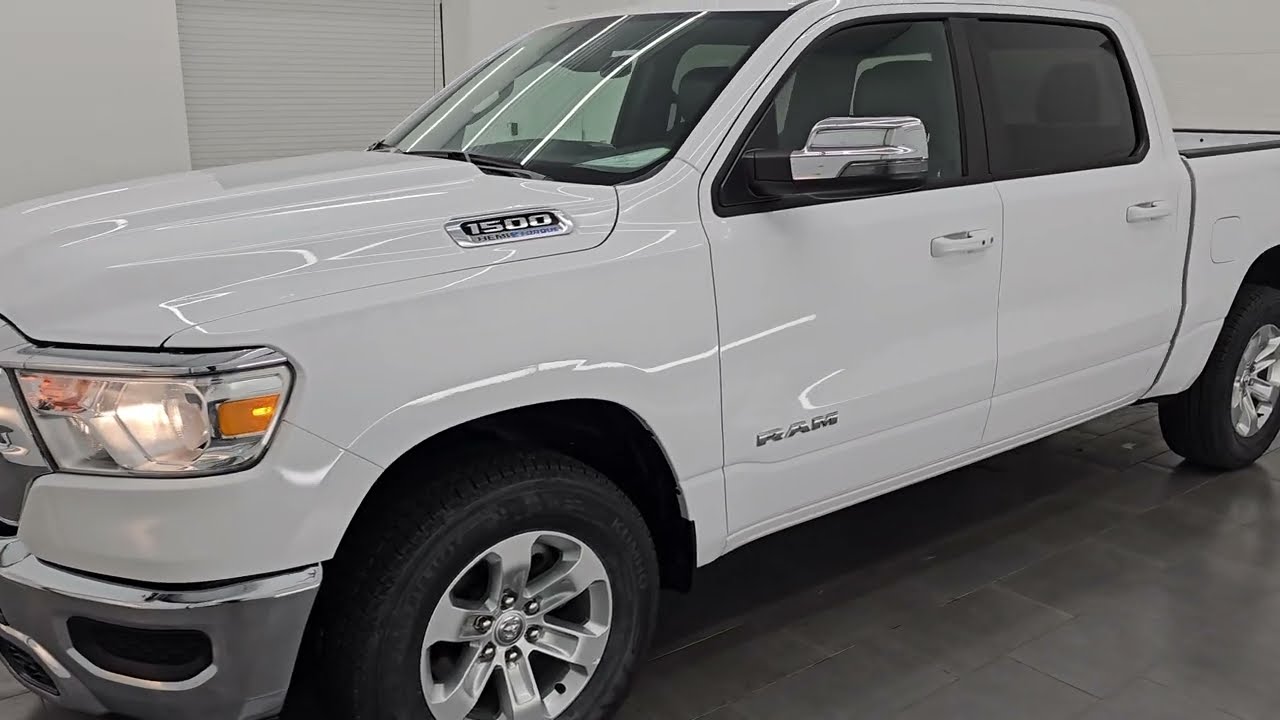 2024 RAM 1500 CREW SHORT LARAMIE HEMI 4WD IN BRIGHT WHITE 4K WALKAROUND 15463Z SOLD!
