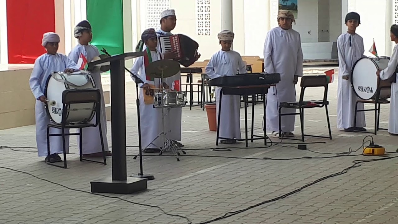 نشيد قابوس قبس من نور في احتفال العيد الوطني ٤٨