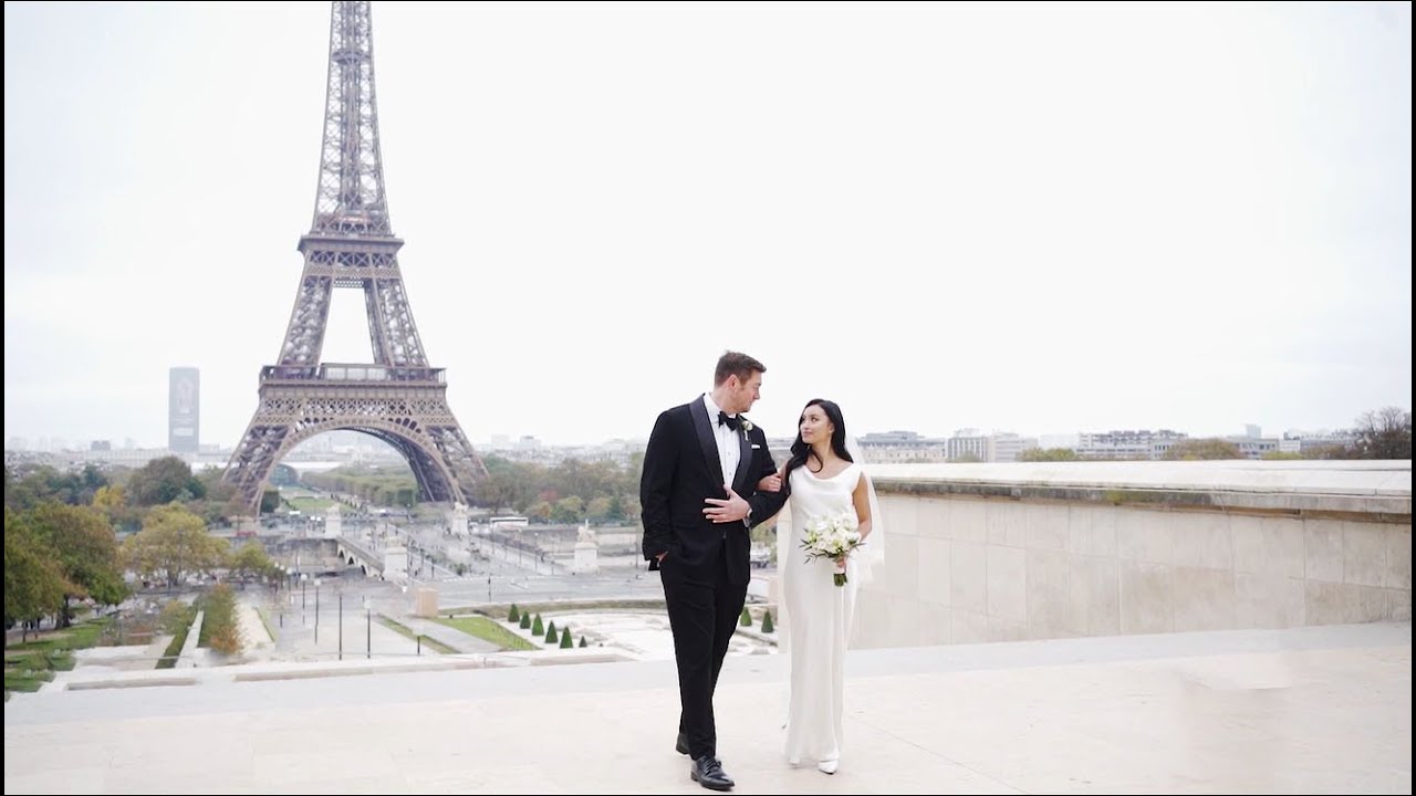 elopement video in Paris with vows !