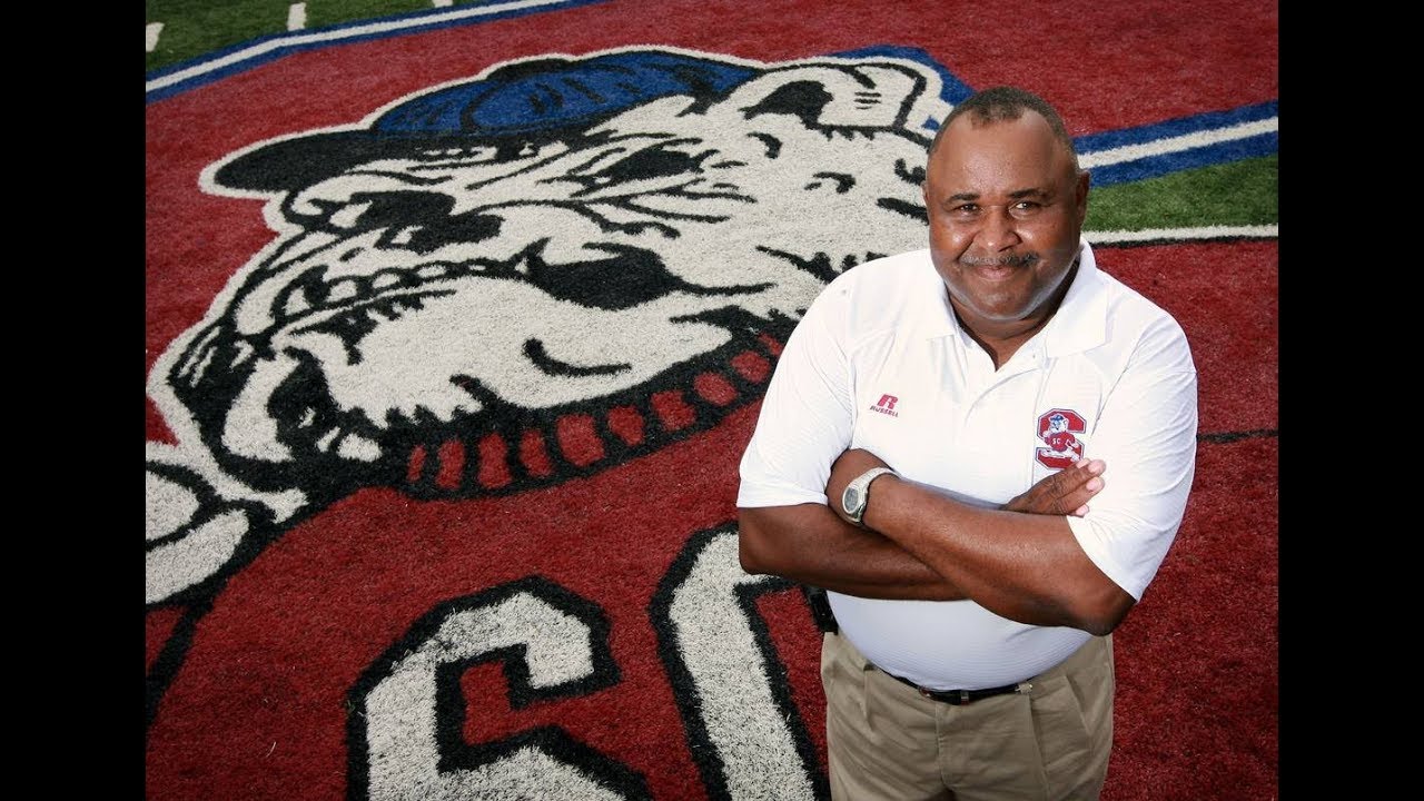 Coach Oliver 