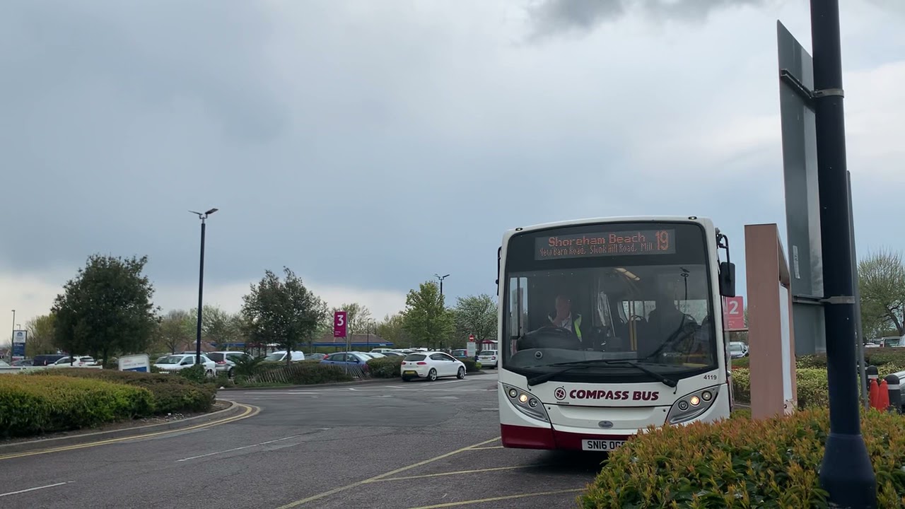 COMPASS BUS ROUTE 19 ARRIVING INTO HOLMBUSH CENTRE
