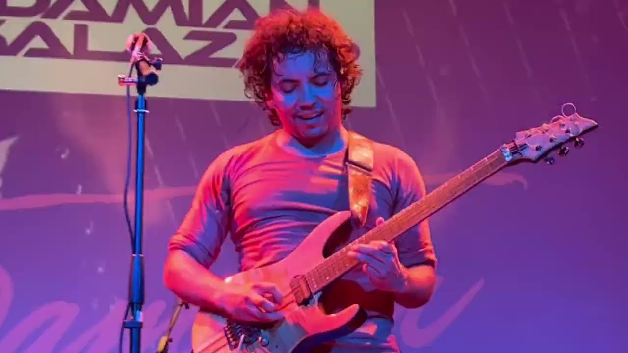 Amazing Arpeggios at the speed of light - Live Show with live Band