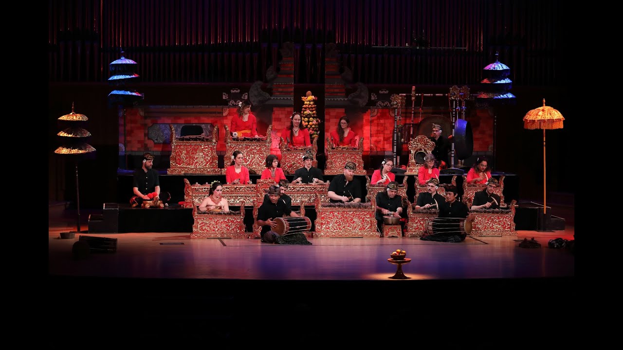 Satrieng Lumaku - Gamelan Giri Kedaton