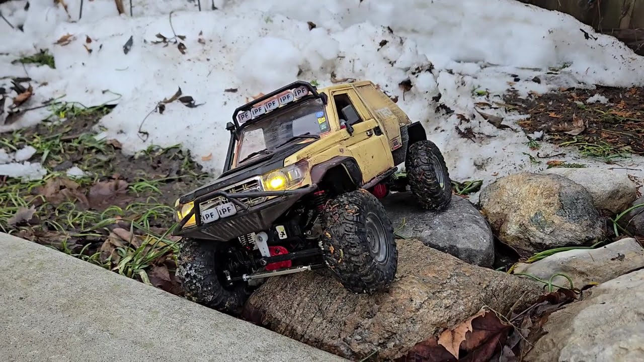 MN82 run #mn82 #rcoffoad #rctrailtruck #rccar #rc4wd 