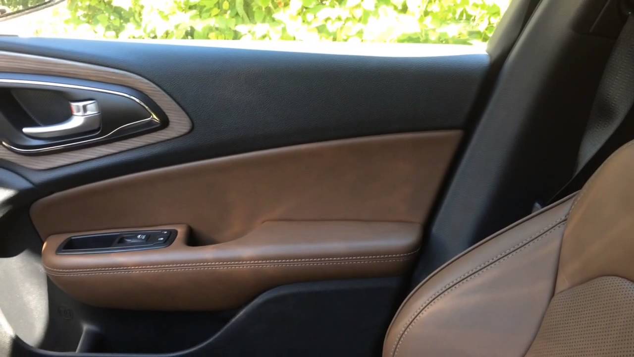 2015 Chrysler 200C AWD