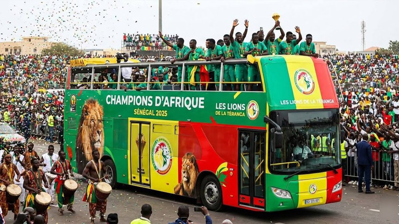 🔴 DIRECT • Aéroport : accueil triomphal des Lions, champions d’Afrique 2025