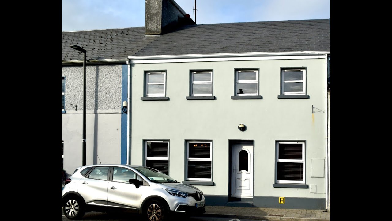 No 7, Main Street, Shrule, Co  Mayo H91 XE6T