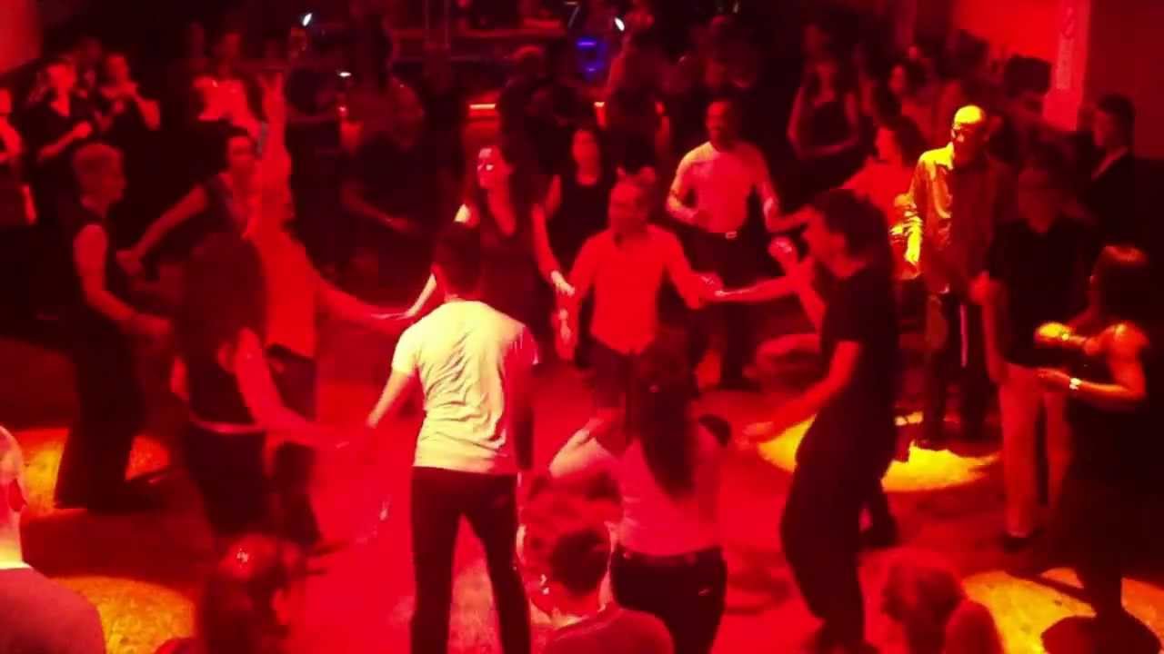 Rueda De Casiono Social Dance @ Sensacion Cubana, Bailalma