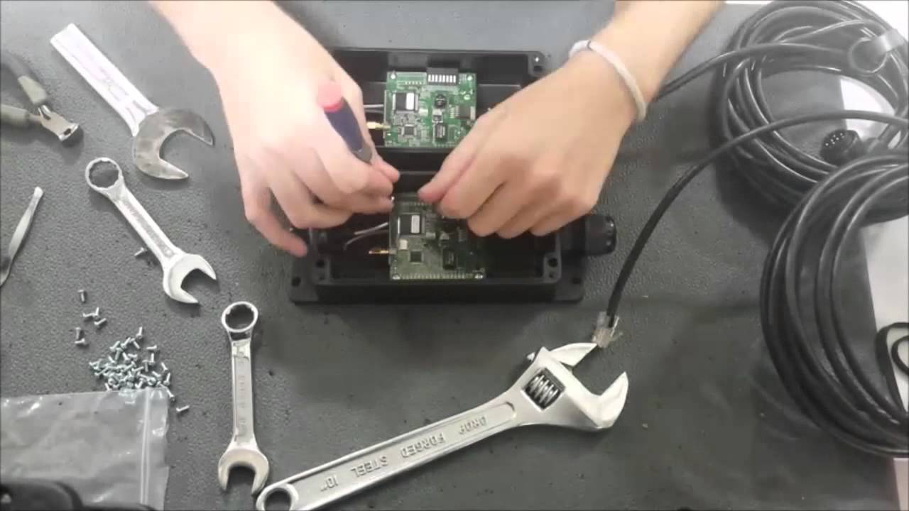 AvaLAN Building 900MHz Ethernet