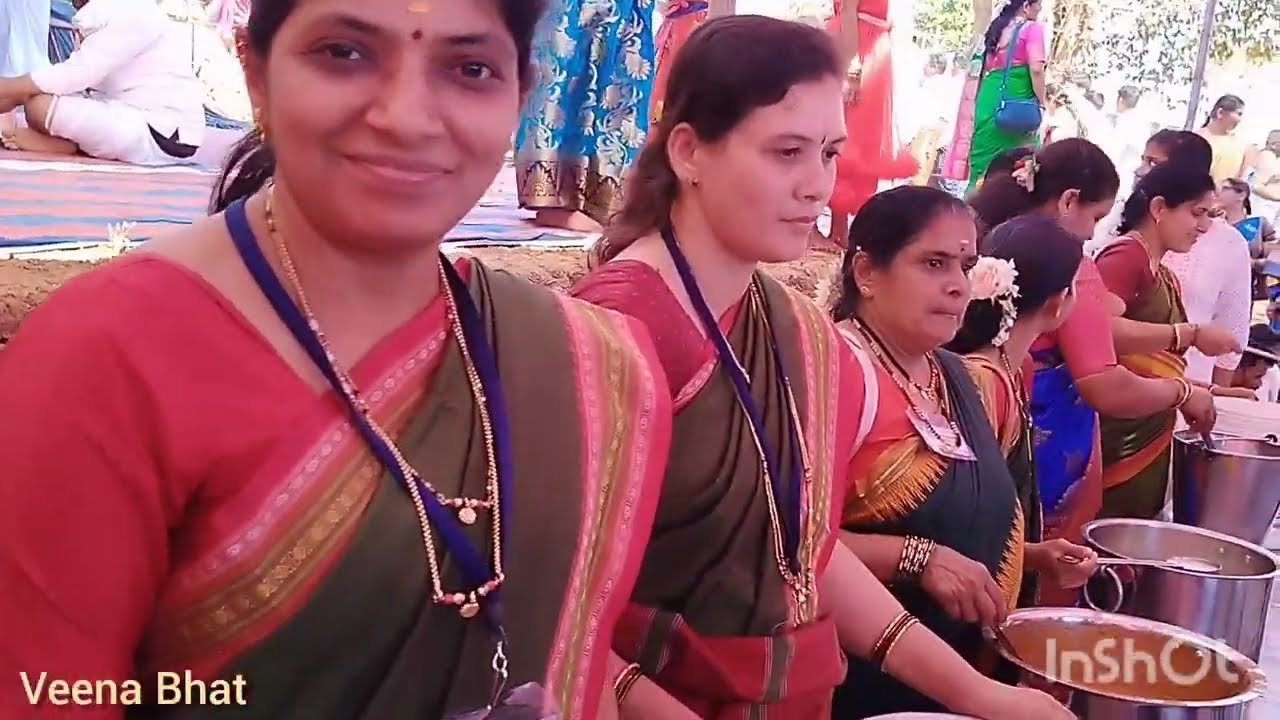 #swarnavalli. ಅನ್ನಪೂರ್ಣ ಭೋಜನಾಲಯದಲ್ಲಿ ನಮ್ಮ ಸ್ವಯಂ ಸೇವಕರು #ಶಿಷ್ಯ ಸ್ವೀಕಾರ ಮಹೋತ್ಸವ.ಶ್ರೀಸೋಂದಾ ಸ್ವರ್ಣವಲ್ಲಿ