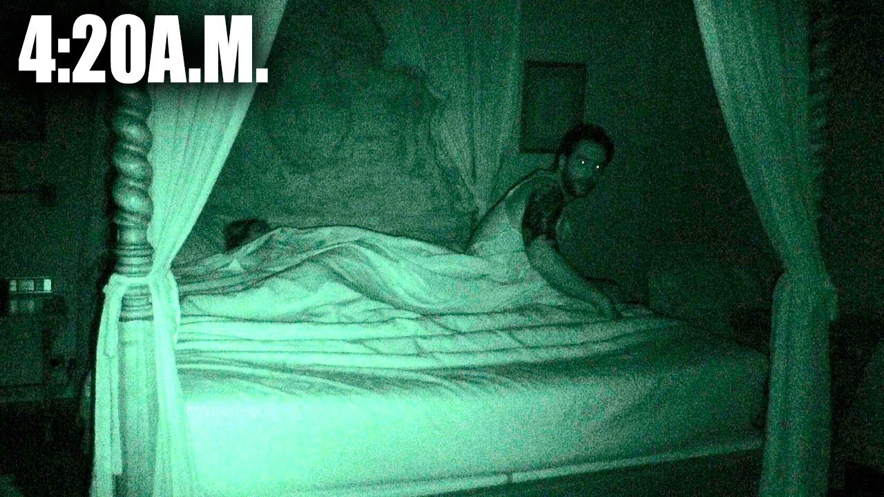 PASANDO LA NOCHE EN LA HABITACIÓN MÁS TERRORÍFICA DE ESPAÑA | Habitación 712 del Parador de Cardona