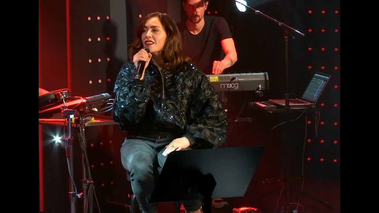Olivia Ruiz - J'traine des pieds (live) - le Grand Studio RTL