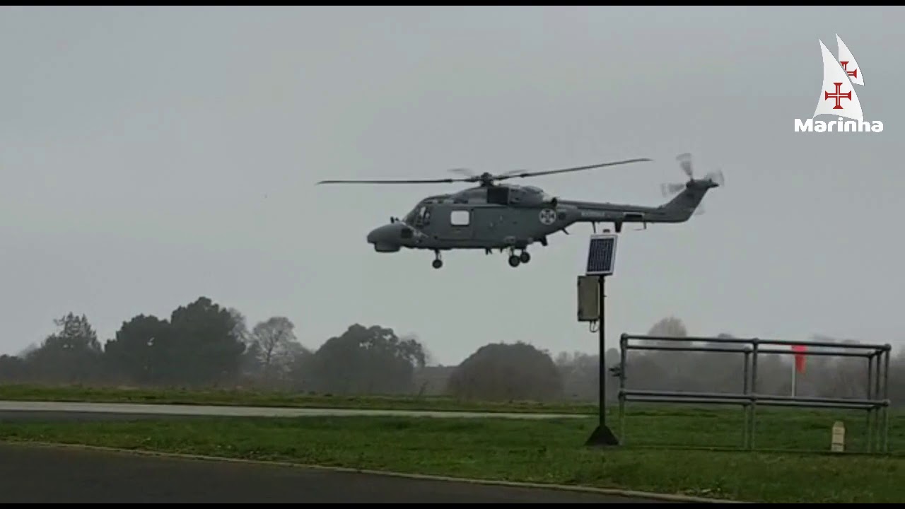 Helicóptero da Marinha Portuguesa realiza primeiro voo após processo de modernização