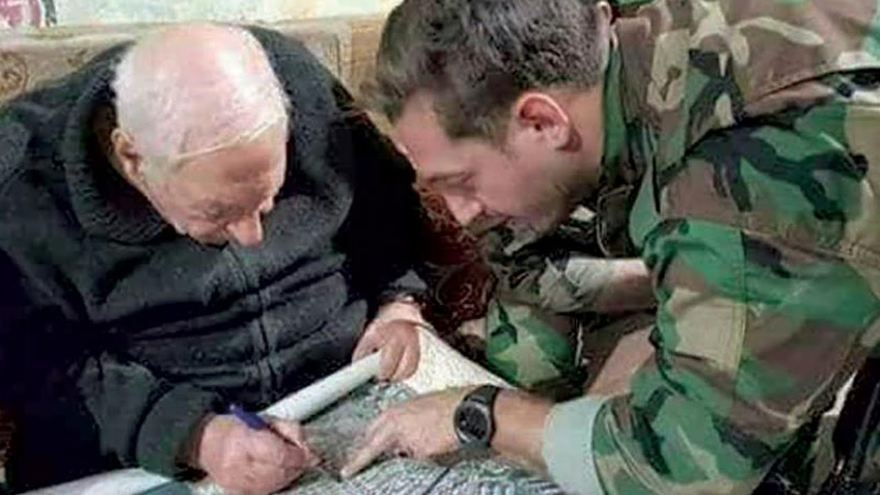 أحمد جبريل سفاح مخيمات تل الزعتر وشاتيلا واليرموك.. وفاة طبيعية أم اغتيال؟ | هنا سوريا
