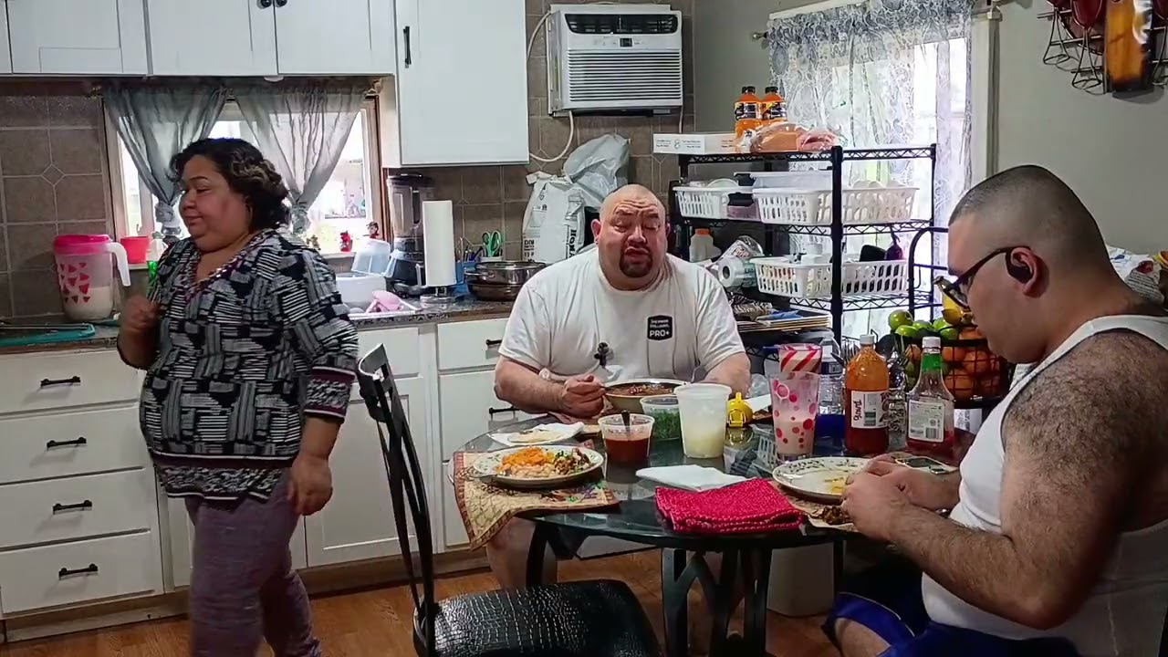 Complaciendo al marido con una buena comida