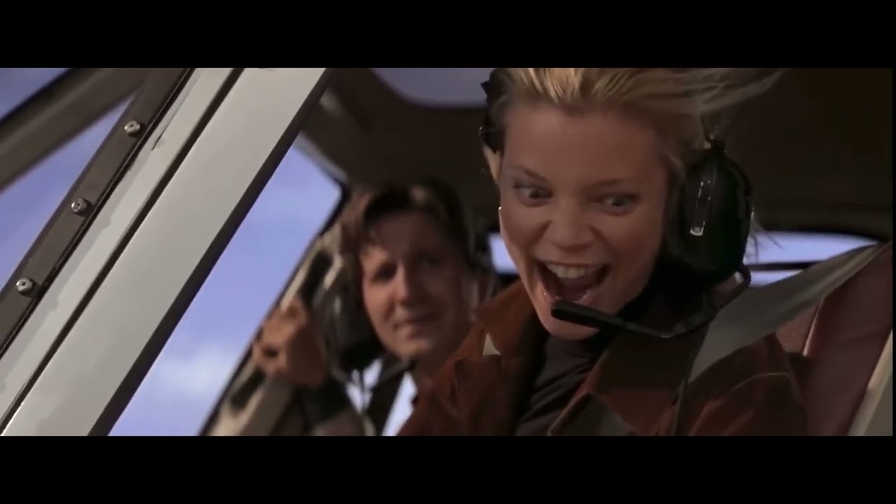 Rat Race ( 2001 ) Helicopter / Car Chase Scene
