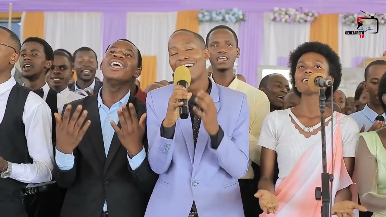 Ndavyemeye by Student Choir GAHAHE