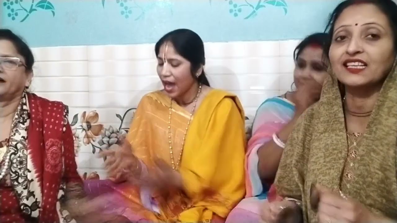सताओ ना हम लोगों हम दिल की बीमारी है बहुत प्यारा भजन आप लोग सुनियो कमेंट में जरूरबताइए