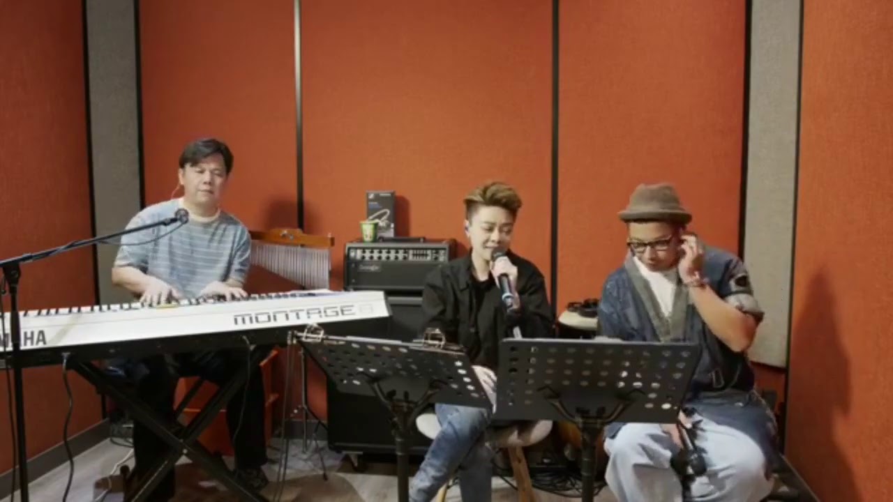 Judas羅凱鈴 x 小肥 x 伍仲衡同大家Facebook live 又彈又唱歌，想聽好歌就快啲入嚟睇（9-11-2020）