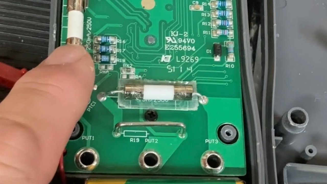 Multimeter Soldered Fuse Replacement
