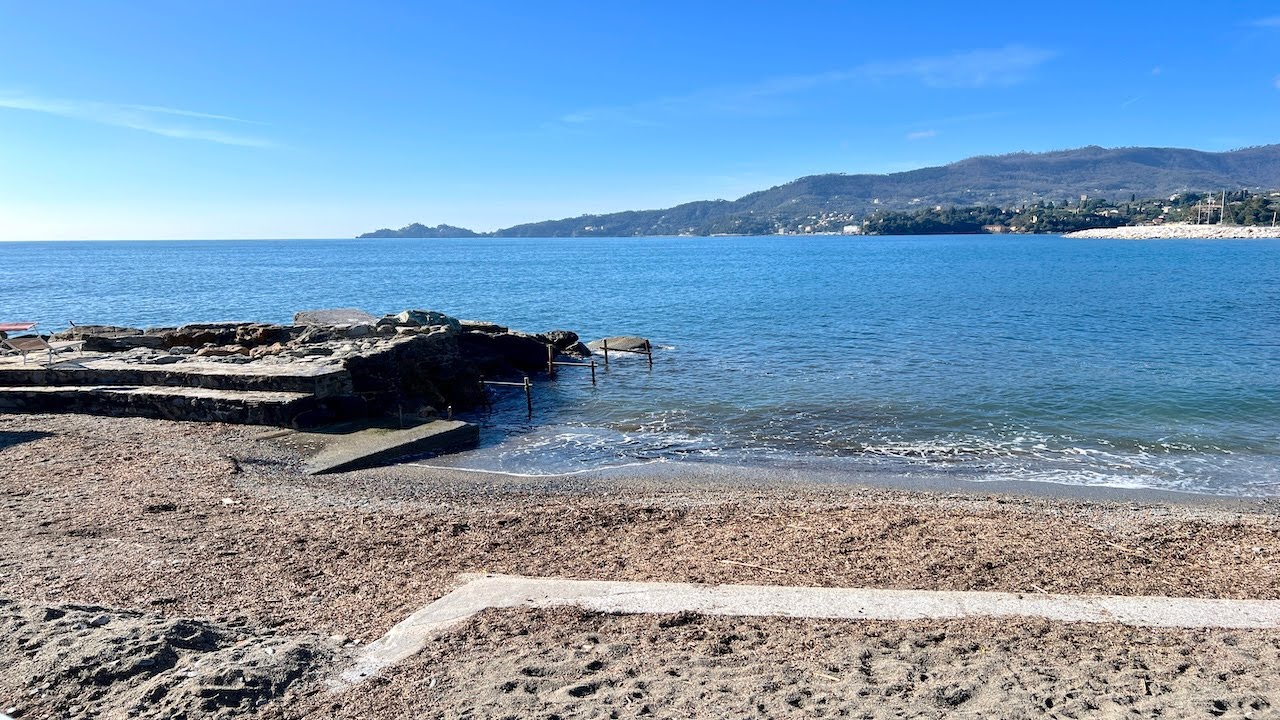 820 Rapallo vicino mare spiaggia  termoautonomo con posteggio